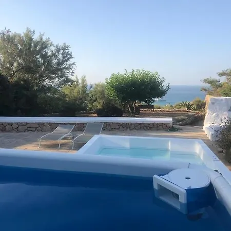 Villa Trullammare *